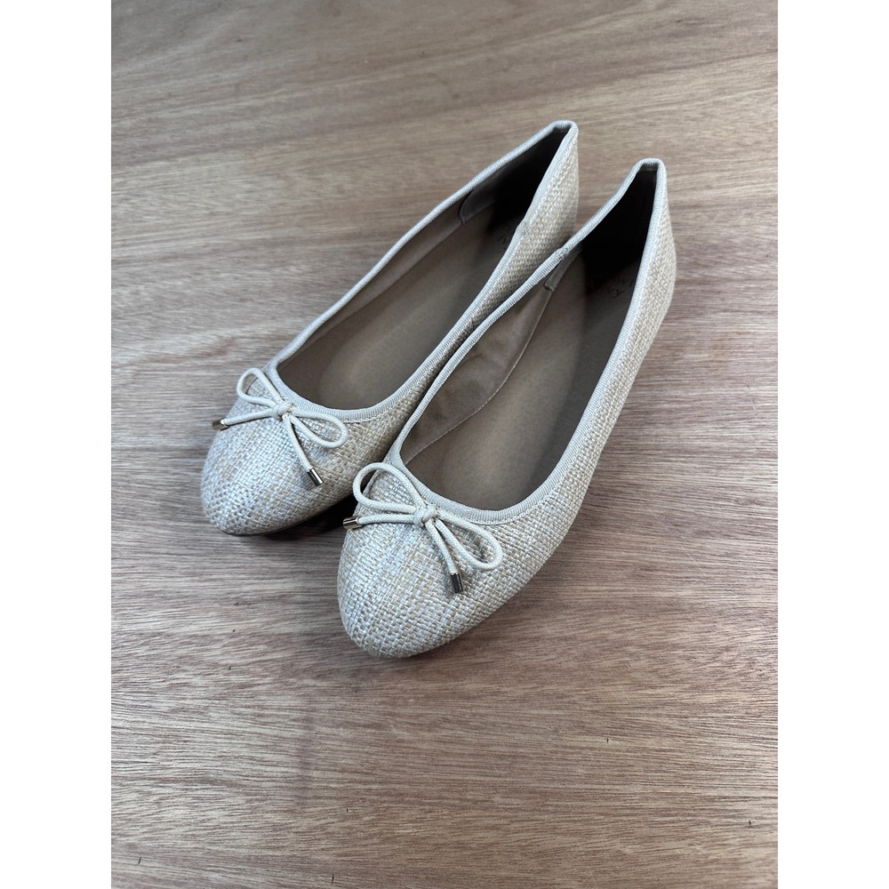Crown & Ivy Womens Ballet Flats Beige Raffia Woven Bow Slip On Shoes 8.5